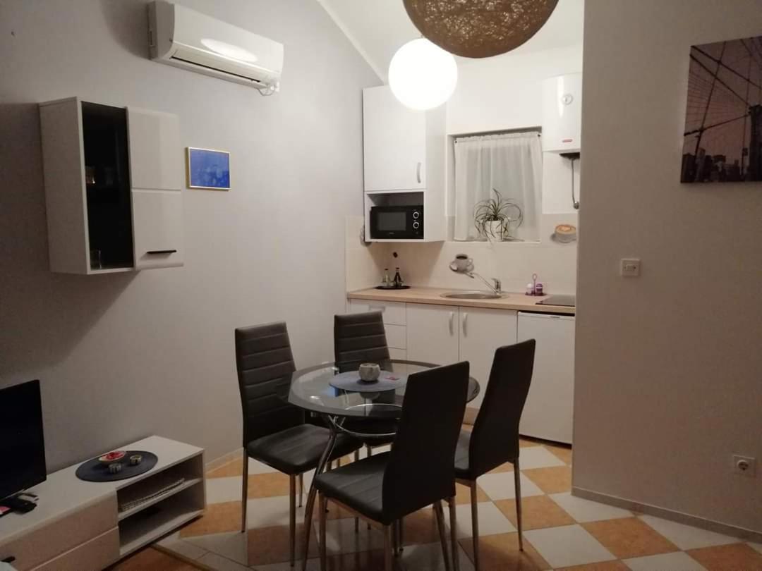 Apartments Jonjic ヴォディツェ エクステリア 写真